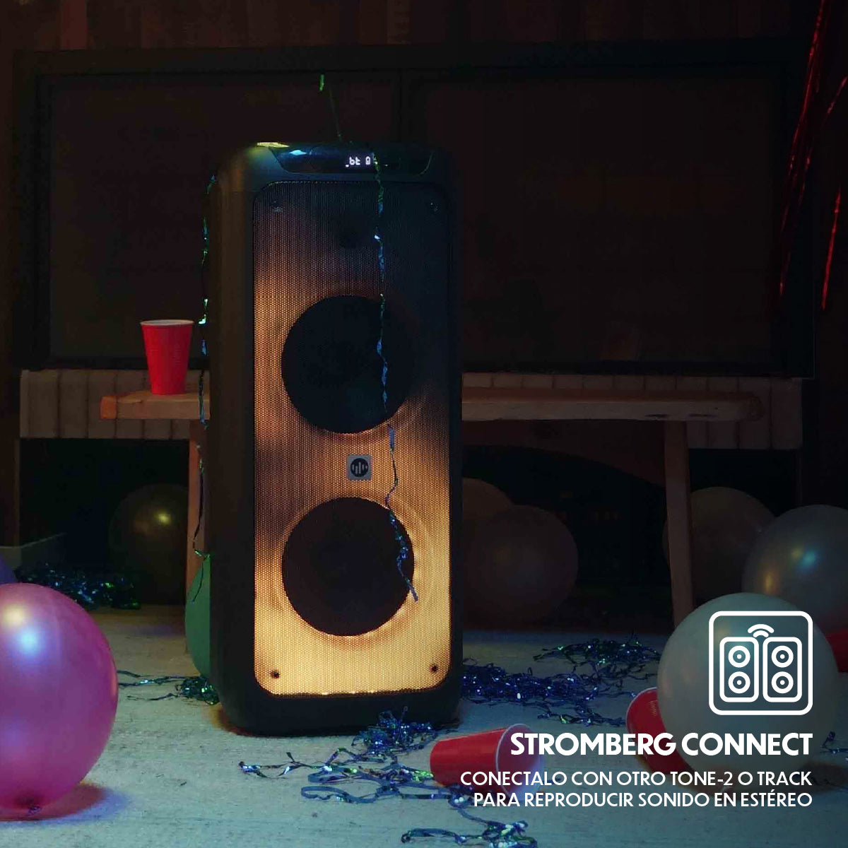 Parlante portatil Stromberg Tone 2 negro en uso fiesta